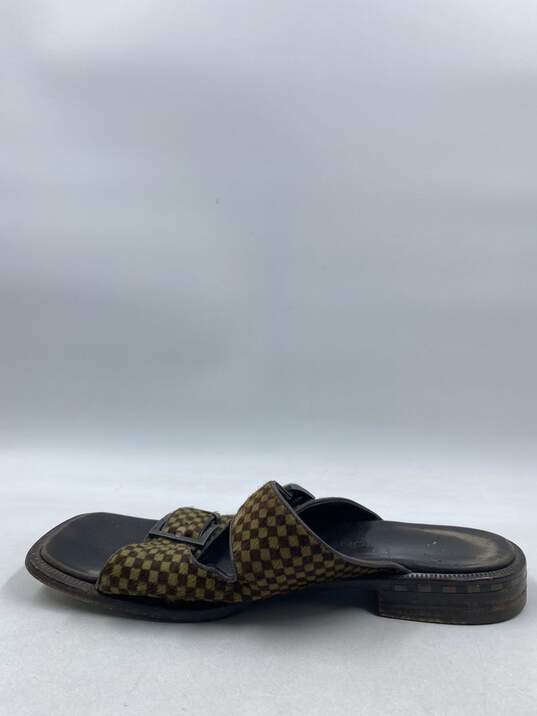 Louis Vuitton Brown Flip Flop Sandal Women 8 image number 3