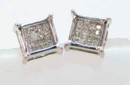 10K White Gold 0.08 CTTW Diamond Pave Square Stud Earrings 1.1g alternative image