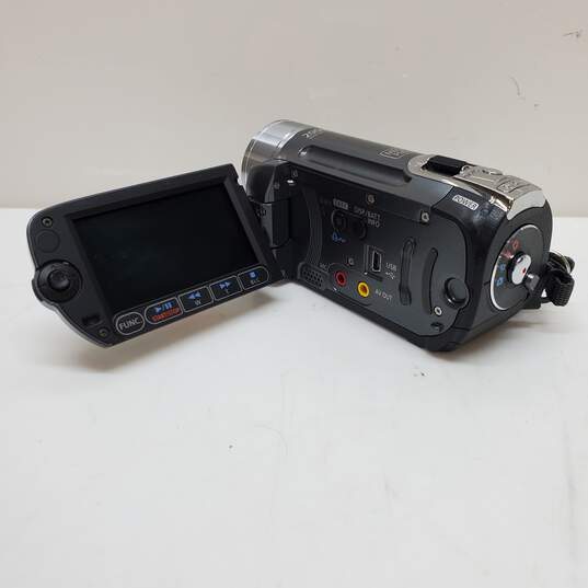 Canon FS11 45x Zoom Compact Handheld 16GB Built in Memory Camcorder image number 2
