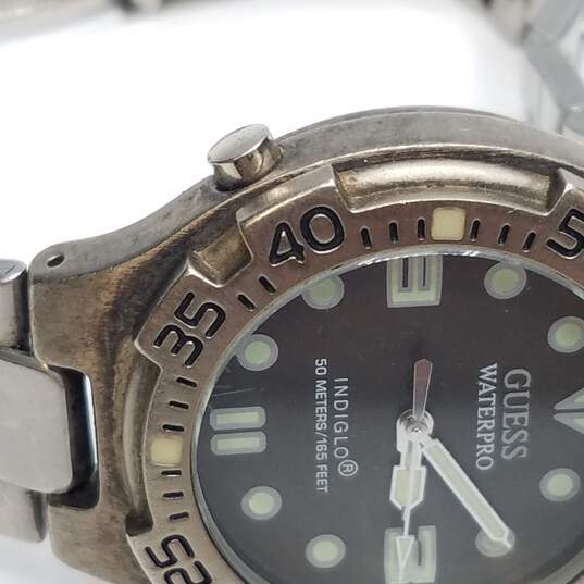 Retro Guess Waterpro 36mm Case Diver Men's Stainless Steel Quartz Watch image number 5