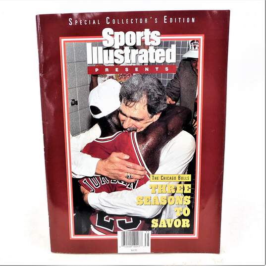 Chicago Bulls Sports Illustrated 3 Seasons to Savor Collector's Edition image number 1