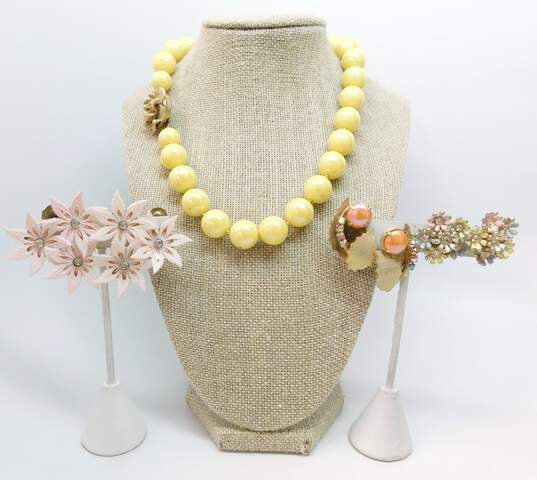 Vintage Colorful Flower Clip-On Earrings & Yellow Iridescent Beaded Necklace 86.6g image number 1