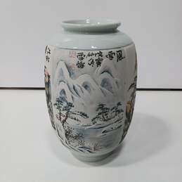 Oriental Porcelain Vase alternative image