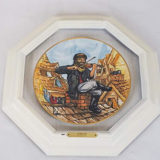 The Fiddler On The Roof  Fairmont Kaplan Studio Plate  Framed image number 1
