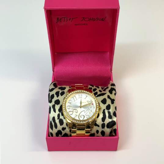 Designer Betsey Johnson BJ4192 Gold-Tone Stainless Steel Crystal Wristwatch 10g image number 1