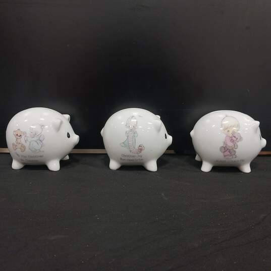 3 Assorted Precious Moments Mini Piggy Banks image number 1