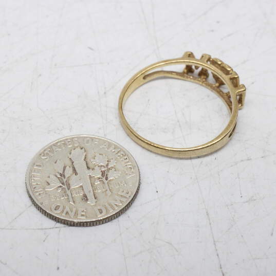10K Yellow Gold 'MOM' Ring(Size 7.5)-1.7g image number 5