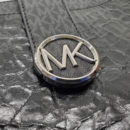 Michael Kors Lillie Signature Black Leather Crossbody Handbag alternative image