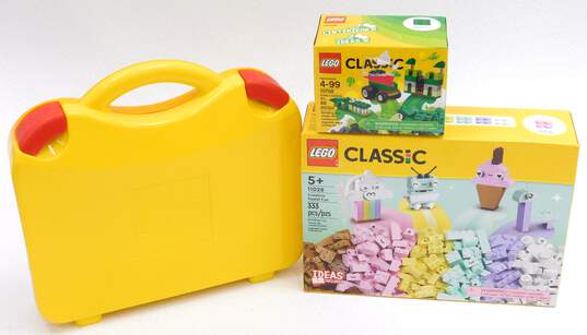 Classic Sets Lot 11028: Creative Pastel Fun 10708: Green Creative Box Factory Sealed & 10713 IOB image number 1