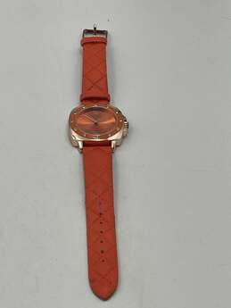 Womens 9807 Red Adjustable Buckle Strap Quartz Analog Wristwatch 40.5g alternative image