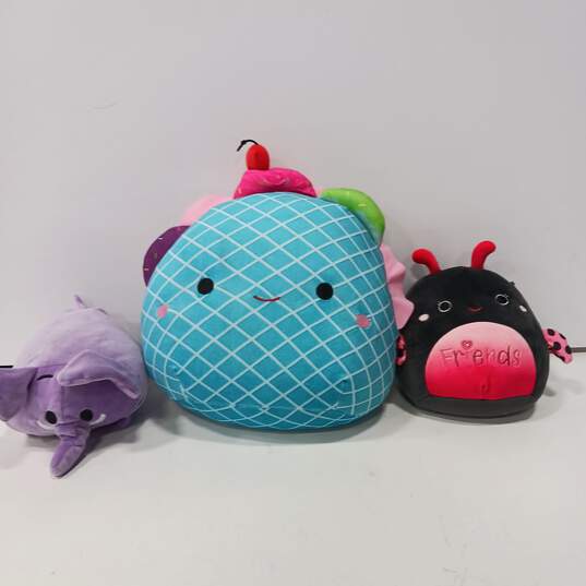 Bundle of 13 Assorted Squishmallow Plush Toys image number 7