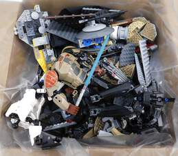 5.8 LB LEGO Star Wars Bulk Box alternative image