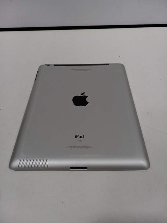 Apple iPad A1397 Storage: 16GB image number 3