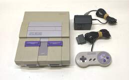 Nintendo SNES Console w/ Accessories- Gray