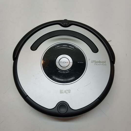 iRobot Roomba Robotic Vacuum Cleaner image number 1