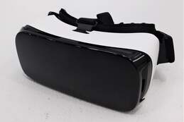 Samsung Gear VR Headset Oculus Compatible Note 5, S6 Edge + alternative image