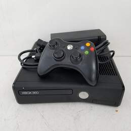 Microsoft Xbox 360 Slim 4GB Console Bundle Controller & Games #4 alternative image
