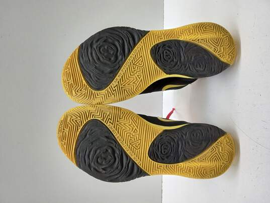 Nike Men's Zoom Freak 1 Soul Glo Sneakers Size 8 image number 5