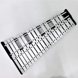 Pearl Brand 32-Key Model Metal Glockenspiel Set w/ Case and Accessories alternative image