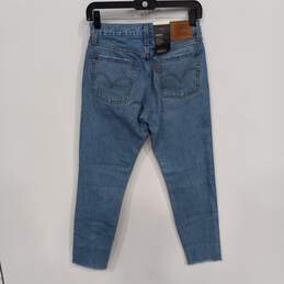 Levi's Women's Wedgie High Rise Tapered Leg Button Fly Jeans Size 25 NWT alternative image