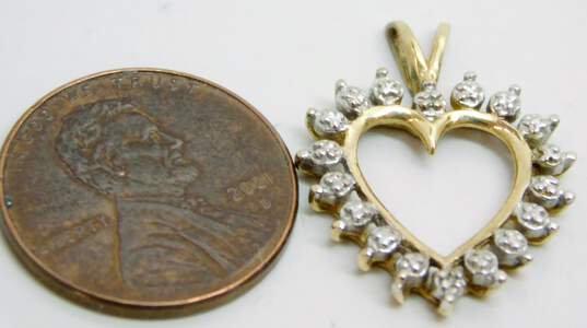 10K Yellow Gold Diamond Accent Open Heart Pendant 1.7g image number 6