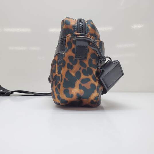 Kurt Geiger Leopard Animal Print Zip Nylon Crossbody Bag 10x6x3" image number 3