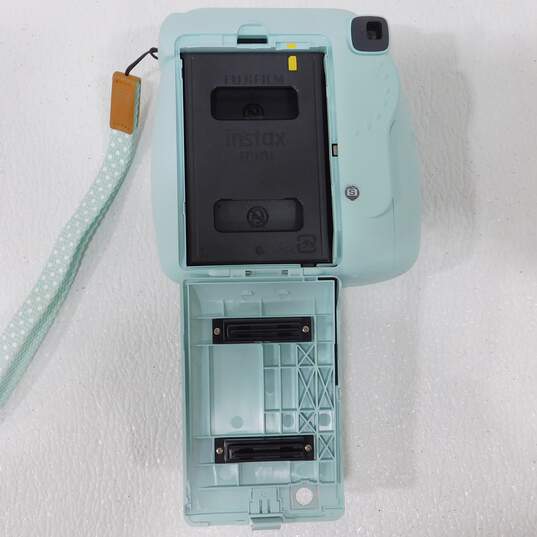Fujifilm Instax Mini 9 Instant Camera With case image number 5