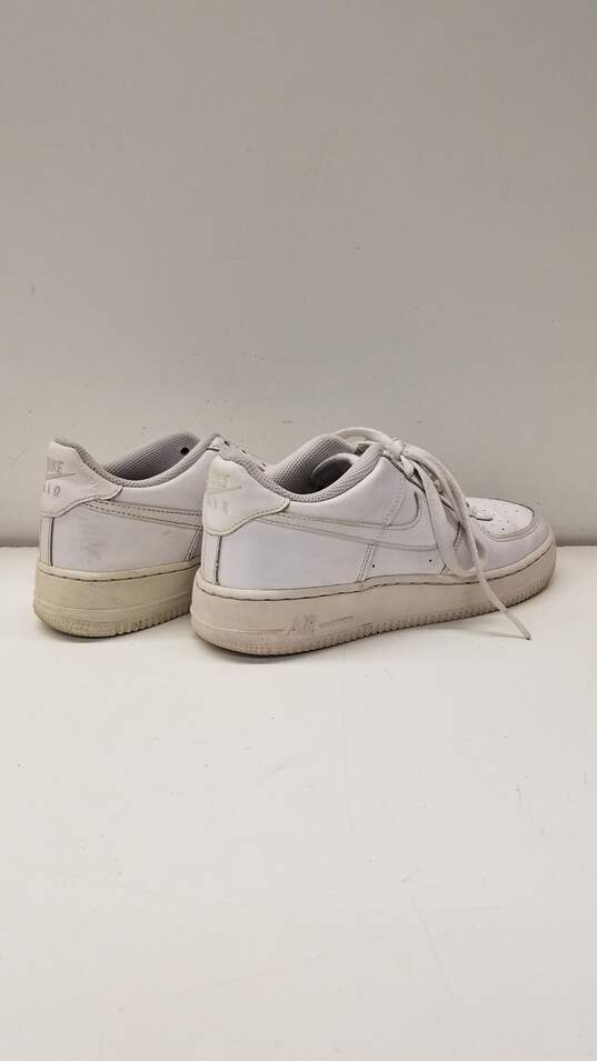 Nike Air Force 1 Women White Size 7.5/ Size 6Y image number 4