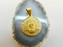 14K Yellow Gold Mother Mary Pendant Medallion 1.4g