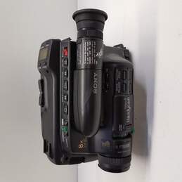 Sony Handycam CCD-TR6 Video8 Camcorder