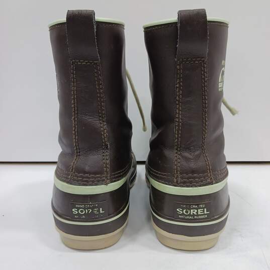 Women's Brown Winter Boots Size 8 image number 4
