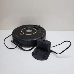 iRobot Roomba 650 Vacuum Cleaner Robot w Charging Dock (Untested)