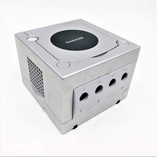 Nintendo GameCube Platinum Console Only TESTED image number 1