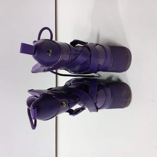 Cape Robin Purple Bling Boots Women's Size 6 image number 3