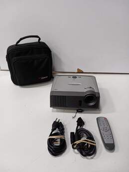 Optoma EP749 DLP Projection Display Projector