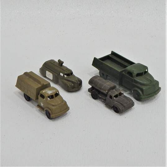 Lot of 4 Vintage  Army Vehicles Plastics image number 1