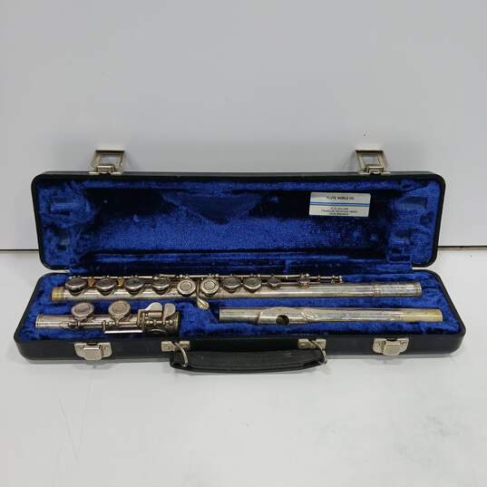 W.T. Armstrong Flute 104 in Hard Case image number 1
