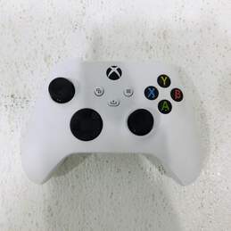 Xbox series X/s Controller robot white