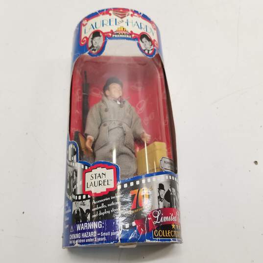 Exclusive Premiere Stan Laurel 3727/8351 Limited Edition Actiion Figure NRFB image number 1