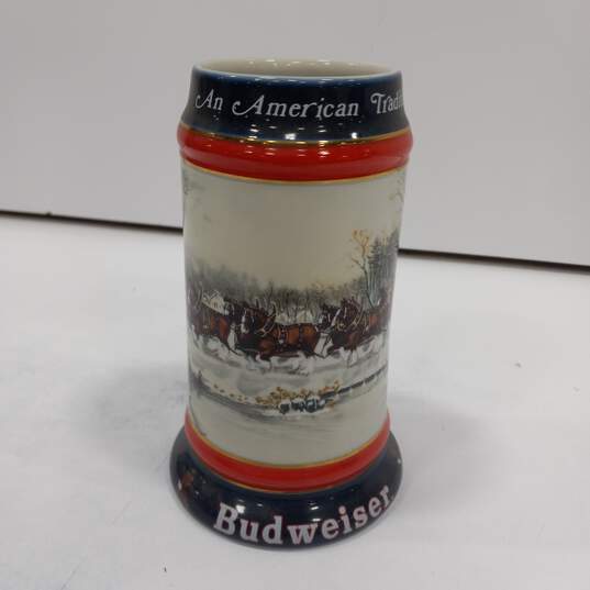1990 Budweiser Holiday Beer Stein image number 1