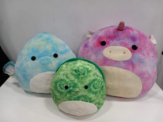 Bundle of 3 Assorted Squishmellos Stuffed Animals image number 1