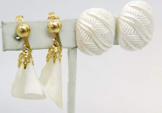 VNTG Mid Century MOP & Shell Clip Earrings image number 1