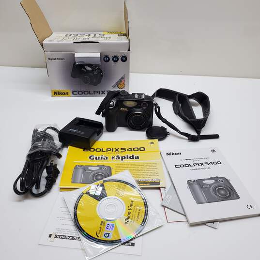 Nikon COOLPIX 5400 5.1MP Digital Camera in Box (Powers On) image number 1