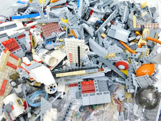 6.4 LBS LEGO Star Wars Bulk Box image number 1