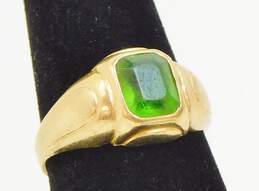 Vintage 10K Yellow Gold Peridot Color Glass Ring 2.3g alternative image