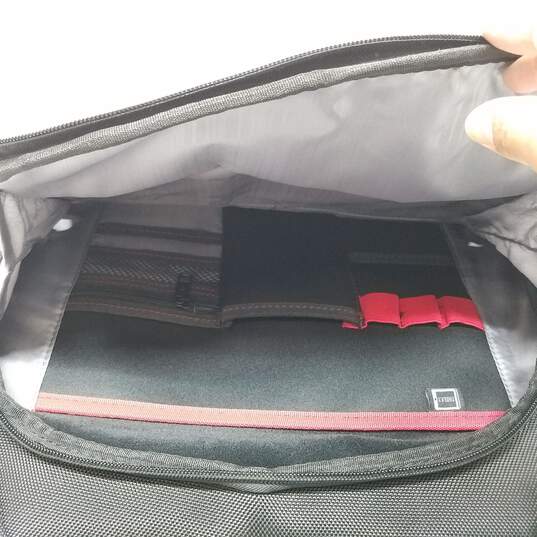 Samsonite Fit Adjustable Laptop Bag/Briefcase Black image number 4