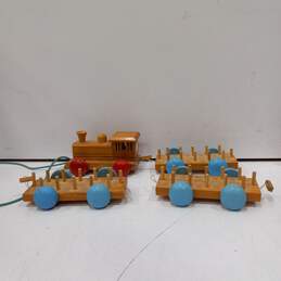 Vintage Wood Toy Soldiers alternative image