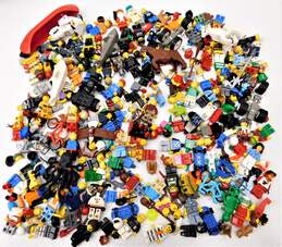 1.6 LBS LEGO Miscellaneous Minifigures Bulk Box