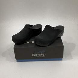 NIB Dansko Womens Black Leather Round Toe Slip On Clog Shoes Size 36 alternative image