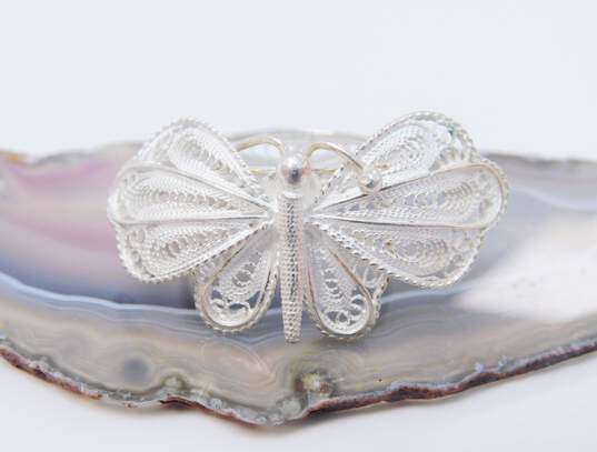 Vintage Spun Sterling Filigree Flower Brooch Butterfly Ring & Faux Pearl Necklace 21.4g image number 3